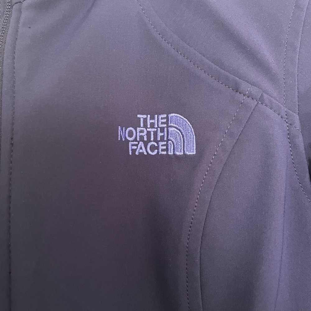 North face jacket - Picture 3 of 4